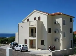 Szálloda Sweet Bay 3*